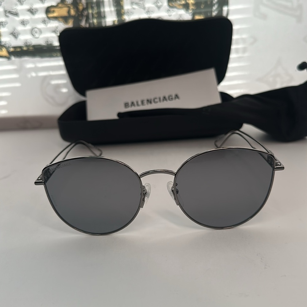 New Authentic Balenciaga™ BB0059SK 003 57 - Ruthenium - Picture 6 of 17